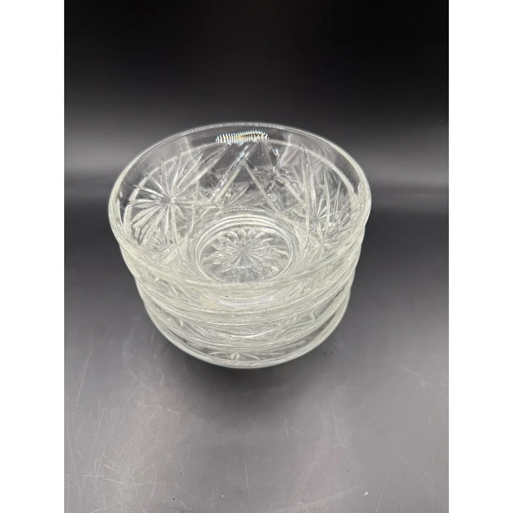 Anchor Hocking Set (5) Prescut Oatmeal Glass Custard dessert bowls Star of David
